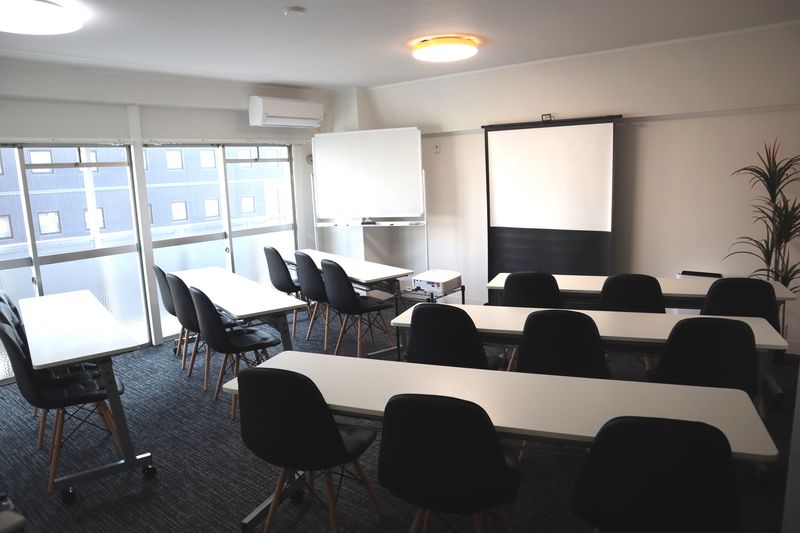 博多駅徒歩3分♪ - お気軽会議室 博多11