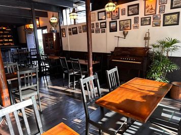 高瀬川ぞい町屋 木屋町通4条、独特で個性のある全体改装された町屋の室内の写真