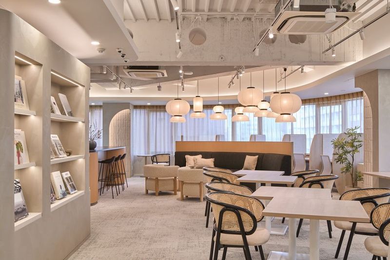 ROOM SK16(1名用完全個室) - SoloTime 新橋