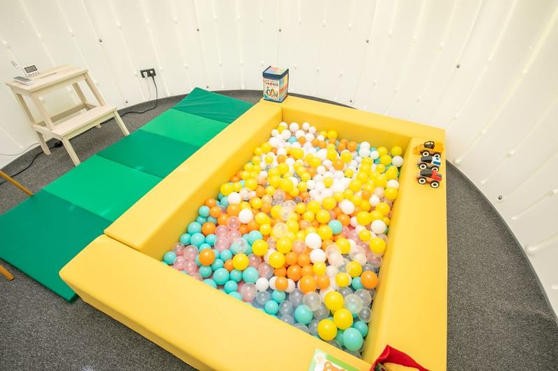 貸しドームハウス「キッズルーム」 - 信州ドームパーク　安曇野