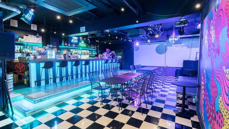 ENTERTAINMENT SOUND BAR 111 - BAR111