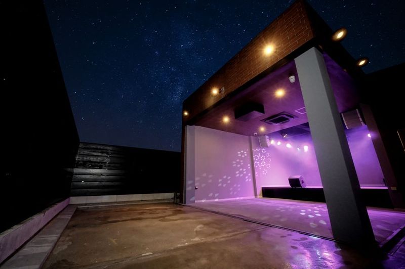 屋上パーティ＆キャンプスペースプラン【屋上UMAYADO心斎橋】 - UMAYADO心斎橋