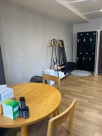 カウンセリングなどは、テーブルも使えます。 - トレーニングスタジオクラウン レンタルスタジオ・ジムの設備の写真