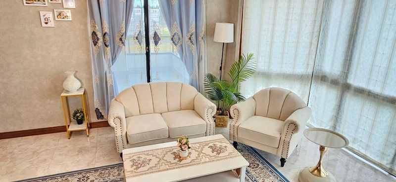 湖近く！撮影から配信まで｜上質なラグジュアリースペース - 長柄町の隠れ家スタジオ｜ポートレート・配信・サロン