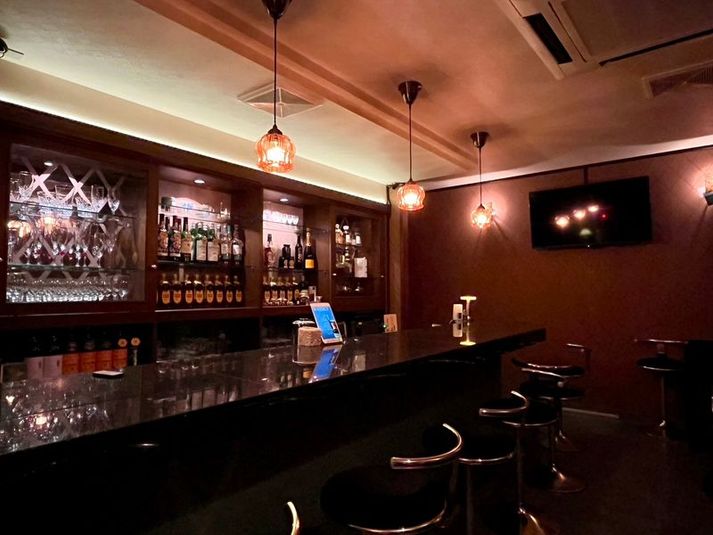 カラオケ付き店舗 - 明