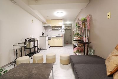 池袋にある落ち着いた空間となっております✨
撮影利用も可能となります📸 - Relax one 池袋東口 Relax one 池袋東口｜女子会✨歓送迎会🍃の室内の写真