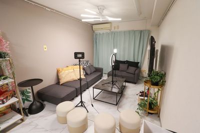 池袋にある落ち着いた空間となっております✨
撮影利用も可能となります📸 - Relax one 池袋東口 Relax one 池袋東口｜女子会✨歓送迎会🍃の室内の写真