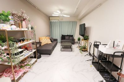 池袋にある落ち着いた空間となっております✨
撮影利用も可能となります📸 - Relax one 池袋東口 Relax one 池袋東口｜女子会✨歓送迎会🍃の室内の写真