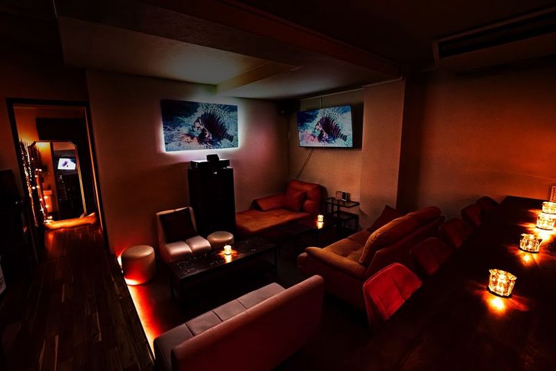 恵比寿駅付近にあるお洒落な空間となっております✨
撮影利用も可能です📸 - Relax BAR 恵比寿西 Relax BAR 恵比寿西｜イベント・撮影可📷の室内の写真