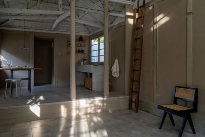 暮らしの雰囲気がそのまま撮れるキッチン＆ダイニング - アンスピラシオン (Anspiration)  光に包まれた北欧の家の室内の写真