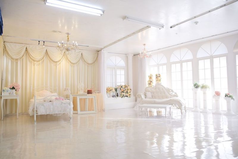 蒲田撮影スタジオ　「スタジオカプラ」　Ａスタジオ - Aスタジオ自然光、ホワイトスペース、教室、姫ベッド