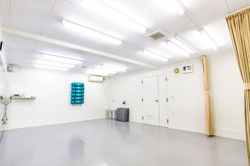 レンタルスタジオIrodori白金高輪2号店 - StudioIrodori白金高輪2号店