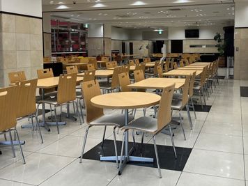 朝食コーナー - 東横INN品川港南口天王洲アイル エコノミーダブルの室内の写真