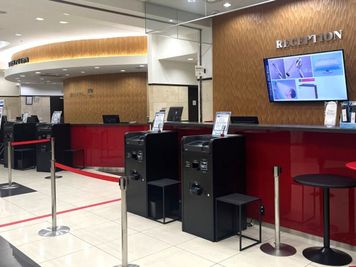レセプション - 東横INN品川港南口天王洲アイル エコノミーダブルの室内の写真