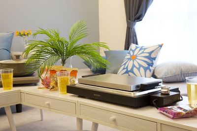 SP523 SHARESPE SP523 シェアスぺlounge新宿の室内の写真