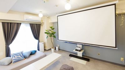 SP523 SHARESPE SP523 シェアスぺlounge新宿の室内の写真