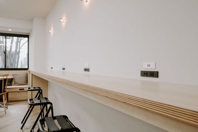 【SHAREPORT 綱島】 SHAREPORT 綱島 オープン席Kの室内の写真
