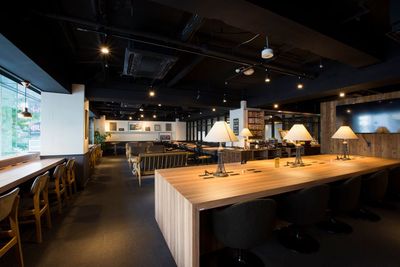 BasisPoint 新橋銀座口店 新橋銀座エリア4名向けソファ席の室内の写真