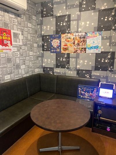 カラオケルーム（多目的レンタルスペース）1 - ジャンカラ近鉄四日市店