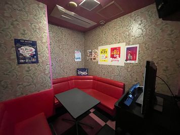 ジャンカラ明石駅前店 カラオケルーム（多目的レンタルスペース）2の室内の写真