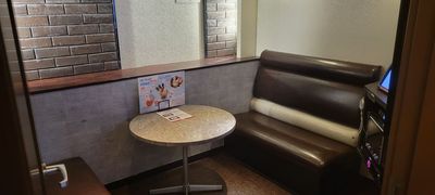 スーパージャンカラ河原町本店プレミアム カラオケルーム（多目的レンタルスペース）3の室内の写真