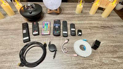 プラネタリウム、ムーンライト
各種リモコン、ケーブルを置いています。 - グッドワン　座　新大阪 グッドワン座新大阪 未成年🆗防カメラ🈚️全館空調でいと涼しの設備の写真