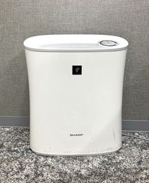 貸室内に空気清浄機設置。 - relark大宮　貸会議室 No.305中会議室の設備の写真