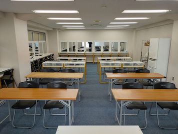 栗ビル（ＫＵＲＩビル） ライオン会議室の室内の写真