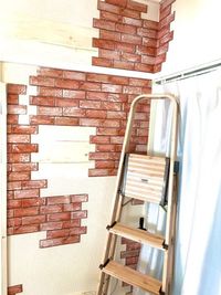 軽量でおしゃれな脚立は撮影小道具としても◎ - more新宿2号店 	撮影スタジオの室内の写真
