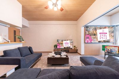 513_MOLEすすきのの室内の写真