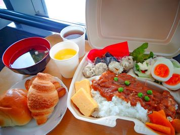 無料朝食バイキング - 東横INN秋田駅東口 シングルの設備の写真