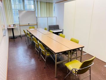 駅チカ！市役所前！会議・商談・研修に最適環境！室内飲食可、となりがお弁当屋さん。 - レンタルスペース「ふじたや２０２」