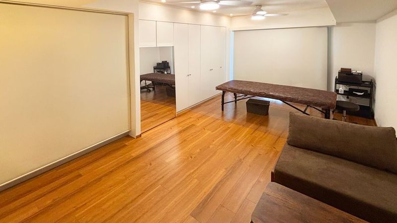 aMieu渋谷/Jaune(黄) - レンタルサロンaMieu渋谷