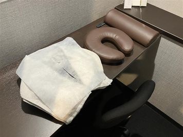 リラクゼーションサロン併設店舗だから貸し出し出来る備品（枕）です。 - 【ReBeCo】東京の隠れ家的コワーキングスペース コワーキングスペース（ボディケア60分付き）の設備の写真