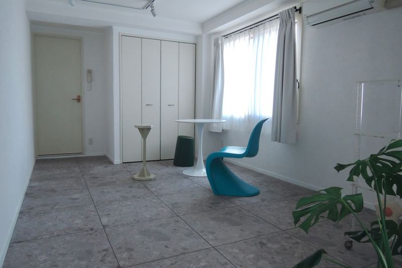 STUDIOROOM401 - STUDIOROOM401