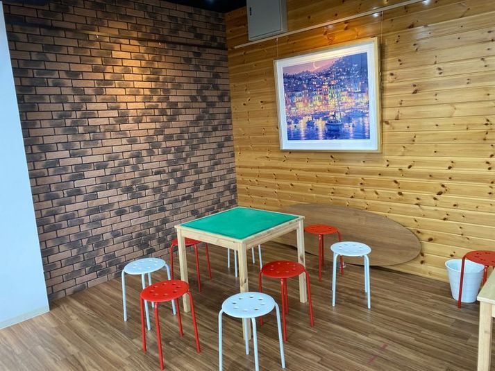 にじいろスタジオ - にじいろスタジオ