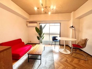 博多駅近のレトロ風スペース　 博多駅近！レトロなスペース＆懐かしゲー【飲酒騒音禁止！】の室内の写真