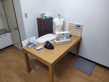 のんびりスペース高田馬場 のんびり工房 ～みんなの作業場所～の室内の写真