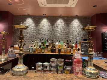 草津にあるお洒落なスペースとなっております✨
撮影利用も可能です📷 - MYROOM BAR 滋賀002 MYROOM BAR 滋賀002｜イベント・撮影可📸の室内の写真