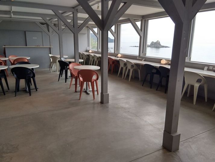 キッチンカー出店スペース - 絶景MARKET