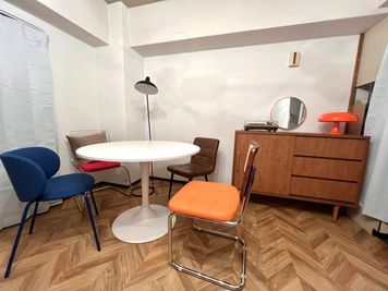 ダイニングエリア外観 - 博多駅近のレトロ風スペース　 博多駅近！レトロなスペース＆懐かしゲー【飲酒騒音禁止！】の室内の写真