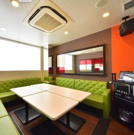 【ビッグエコーでパーティ🎉】3時間室料＋コース料理＋カラオケ付　※女子会/誕生会/懇親会/打ち上げ/推し活 - カラオケ ビッグエコー池袋駅東口店