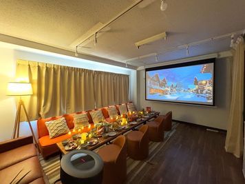 【THEATER飯田橋】 駅近シアタールーム｜アクセス楽々｜くつろぎパーティー [58]の室内の写真
