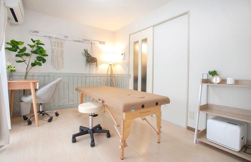 北欧風完全個室　レンタルサロン　KOMOREBI  [こもれび] - レンタルサロン　KOMOREBI [こもれび]