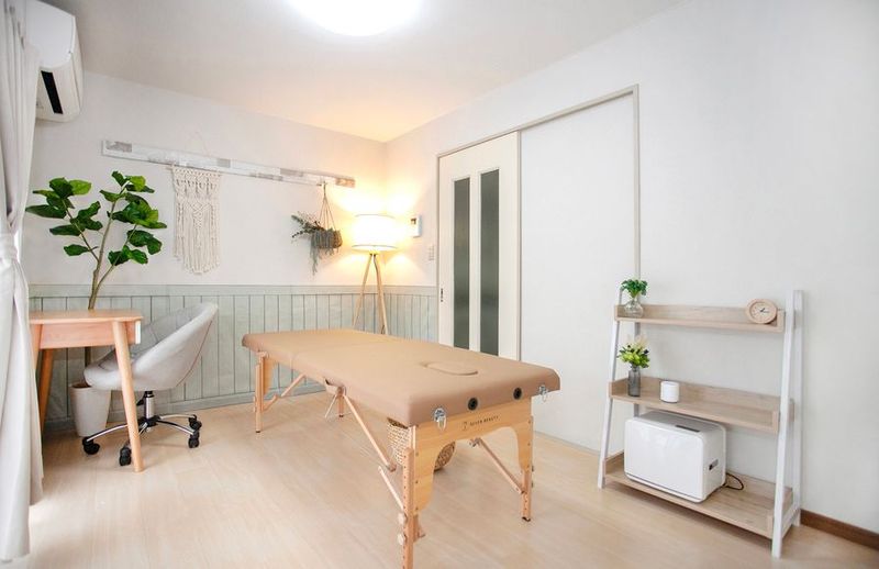 北欧風完全個室　レンタルサロン　KOMOREBI  [こもれび] - レンタルサロン　KOMOREBI [こもれび]