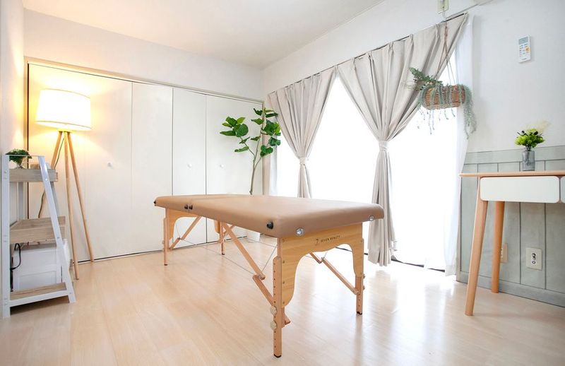 北欧風完全個室　レンタルサロン　KOMOREBI  [こもれび] - レンタルサロン　KOMOREBI [こもれび]