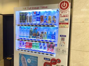 自動販売機 - 東横INN神戸三ノ宮駅市役所前 エコノミーダブルの設備の写真