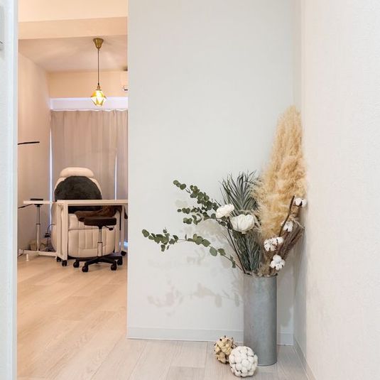 ☆ネイル・アイラッシュ・エステ・整体☆完全貸し切りレンタルサロン - ビクトリア・メイフェアハウス　レンタルサロン　PIDE