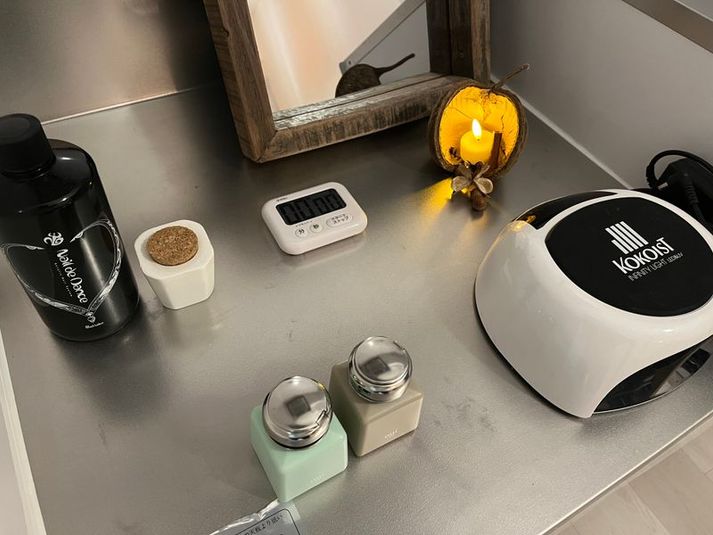 ☆ネイル・アイラッシュ・エステ・整体☆完全貸し切りレンタルサロン - ビクトリア・メイフェアハウス　レンタルサロン　PIDE