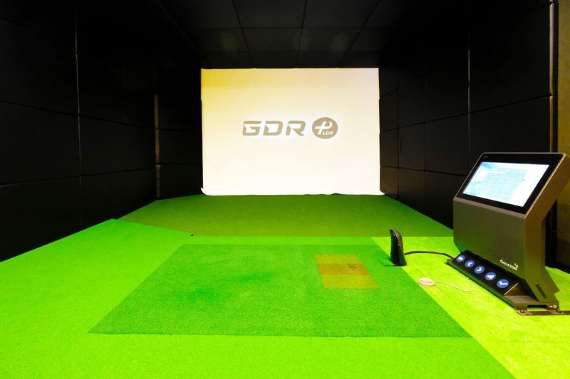 MY GOLF RANGE白金高輪の室内の写真